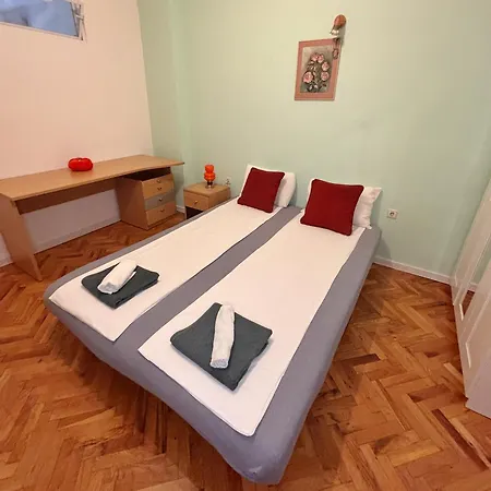 Vitoshka 3br By Bulgarianhomes * София