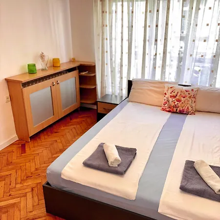 Vitoshka 3br By Bulgarianhomes София